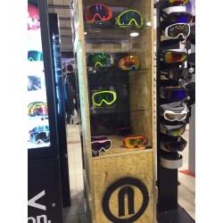 EXPOSITOR MASCARAS